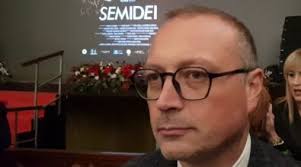 Reggio, i Bronzi sotto la lente dell'istituto per il Restauro del Mic: «Nel  complesso stanno bene, necessari interventi ma in chiave preventiva»