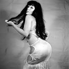 Successful careers, two young sons and a new $500,000 home. Mexican Sex Symbol Glamorous Photos Of Lyn May From The 1970s And 80s Vintage Everyday