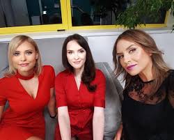 Am fost abuzat am mâna luxată. Editie Speciala La Ora 23 00 Cu Doua Andreea Perminova Facebook