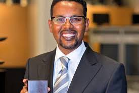 Abdikadir Hussein's Instagram, Twitter & Facebook