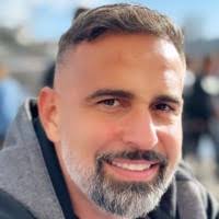 10 "Arnold Goncalves" profiles