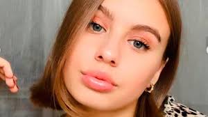 Oliwia bieniuk pokazała zdjęcia z profesjonalnej sesji. Oliwia Bieniuk I Pasierb Natalii Siwiec Sa Para Corka Anny Przybylskiej Komentuje Radio Zet
