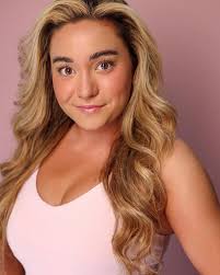 She took a little break…but now she's back and better than ever😉🎬 shot by  @mollypanphotography