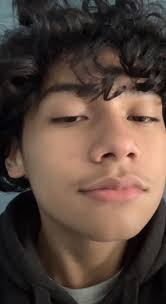 Head over to our guide for a dose of inspiration on this trendy style. Pin By Sillluex On Fine Men In 2021 Cute Mexican Boys Cute Lightskinned Boys Cute Teenage Boys