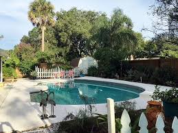 1209 Magdalene Hill Dr, Tampa, FL 33613