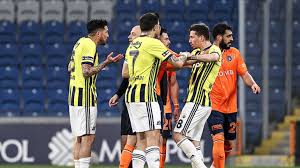 Kaliteli de oyuncuları var başakşehir'in. Basaksehir Fenerbahce Macinda Cuneyt Cakir A Buyuk Tepki Gol Sonrasi Mert Hakan Yandas Ve Oyuncular Spor Haberi