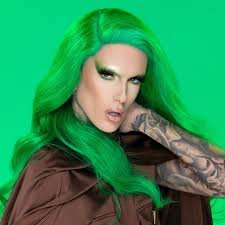 Ele seria o novo affair do guru de beleza e youtuber jeffree star. Pop Tingz On Twitter Jeffree Star Kanye West Are Currently Trending On Twitter As Multiple Users Claim That They Have Been Sleeping Together Https T Co 9st2ypf0va