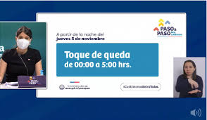 Medida se anunció luego de que los contagios en el país cayeran a su nivel más bajo en 100 días. Se Atrasa Una Hora El Inicio Del Toque De Queda Comenzara A Las 00 00 Horas Excepto En Magallanes Y Puerto Montt El Mostrador