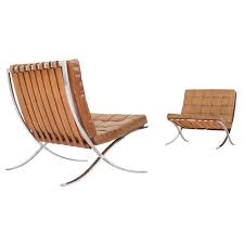 De barcelona chair naar ontwerp van mies van der rohe is een ware blikvanger in uw woning. Vintage Mies Van Der Rohe Barcelona Chair Knoll Brown Saddle Cognac Leather 1961 At 1stdibs