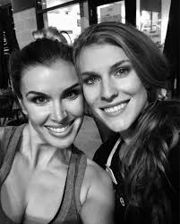 Throwback pics of my bestie @hancollier4 celebrating her birthday. Hard to  believe it's already been 6 years of friendship. Hannah, you are the first  one I call when I need a listening