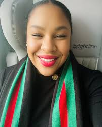 Destinie Baker Sutton, Esq. (@destinielaw)