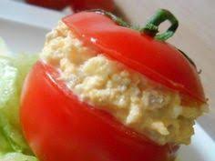 Tomates Farcies Au Thon œuf Dur Recette Ptitchef Recette Tomate Farcie Au Thon Recettes De Cuisine Recette Entree