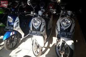 Kapan lagi punya motor dengan fitur terbaik dengan tampilan berkendara yang elegan. Gerai Motor Seken Ini Jual Yamaha Fino Mulai Dari Rp 8 5 Jutaan Sikaaaatt