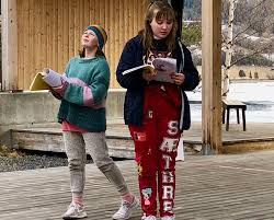 Maybe you would like to learn more about one of these? Kultur Teater Selger Unna I En Fei