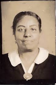 Isaac Lewis was born in Hutchinson Station, Bourbon County in 1867. He and  his brother Garrett Davis Lewis both worked as jockey