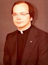 Robert Kasun's Instagram, Twitter & Facebook