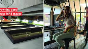 It is located within the yio chu kang planning subzone, near the junction of ang mo kio avenue 6 and ang mo kio avenue 8. New Prawning Spot Lets You Go Fishing Under Yio Chu Kang Mrt Tracks At 15 Hr