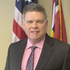 Patrick Crone's Instagram, Twitter & Facebook