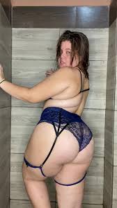 Watch online Bella_gene - (Milena Genesis) - Muy tierna pero en la cama soy  un diablo on X-video