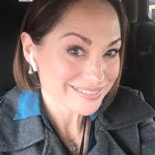 Kelli Crocker's Instagram, Twitter & Facebook