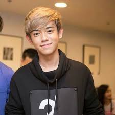 10 artis pria paling ganteng, ketampanannya sudah dibuktikan riset Third Kamikaze Penyanyi Aktor Artis