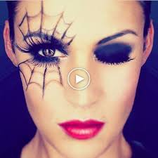 25 Idees De Maquillage Sur Le Theme De La Toile D 39 Araignee Qui Feront Tourner Les Tetes A Idee Maquillage Maquillage Yeux Halloween Maquillage Araignee