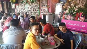 Di sini kamu dapat menemukan robucca, kafe yang baru buka januari 2020 di kota malang ini berlokasi di perumahan nirwana ijen, jalan ijen nirwana blok d. Ayang Cafe Cafe Sarapan Pagi Di Kota Bharu Facebook