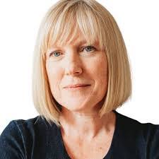 Kelly Penman's Instagram, Twitter & Facebook