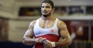 Maybe you would like to learn more about one of these? Taha Akgul Kimdir Nereli Kac Yasinda