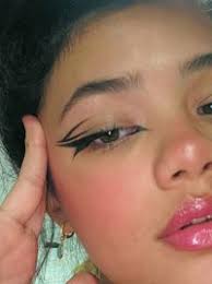 Rosa Jauregui (bunnypink0698)