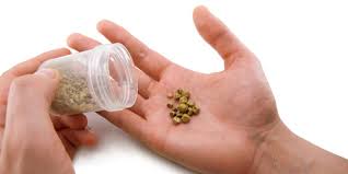 Kekurangan cairan di dalam tubuh atau terlalu banyak berkeringat, biasanya akan. 7 Fakta Tentang Batu Ginjal Yang Tidak Diketahui Banyak Orang Merdeka Com