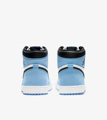 On the side panels you can see michael jordan during his college days, plus. Air Jordan 1 University Blue Release Date Nike Snkrs In