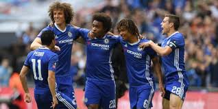 Having started his professional football career from the english club, chelsea, he played for other english clubs, reading and watford before joining bournemouth in 2016. Nathan Ake David Luiz Jadi Panutan Nathan Ake Merdeka Tag Page 2