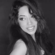 Candice Darling's Instagram, Twitter & Facebook