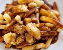 Recette De Poutine De Bistrot Avec Une Sauce A La Guinness Poutine Recipe Poutine Gravy Recipe Recipes