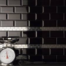 Carrelage Mural Metro Artens En Faience Noir 7 5 X 15 Cm Carrelage Metro Carrelage Metro Noir Carrelage Metro Cuisine