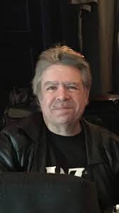 Does the jeweler or its subsidiary still exist?