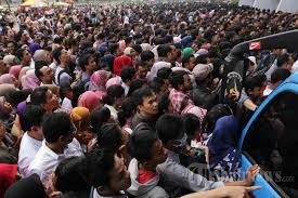 Upaya itu dilakukan melalui program kpu brebes mengajar, dengan sasaran mahasiswa, jumat (18/6/2021) Belum Pasti Jadi Kawasan Industri Pelamar Kerja Di Brebes Membludak Halaman 1 Kompasiana Com