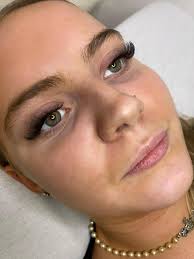 Can I please get opinions? I had Russians done today, they took a total of  HALF AN HOUR. I'd never been to the lady before & her pics looked good  however they