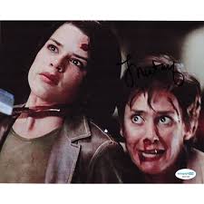 Laurie Metcalf Signed Scream 2 Movie Debbie Salt 8x10 Photo w/ACOA SD27192