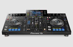 450 x 352 x 157mm. Pioneer Xdj Rx Dj Controller Der Ohne Computer Auskommt Unhyped Dj Usb Stick Musik