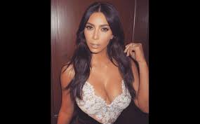 Kim Kardashian nue en couverture pour GQ - PureBreak