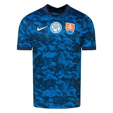 Het nieuwe nederlands elftal shirt voor ek 2020 is bekend! Ek 2020 Shirts Hommage Aan De Beste Ek Shirts Uit Heden En Verleden