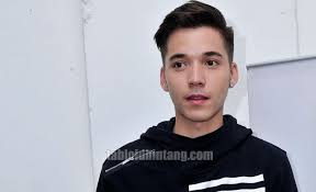 Bahagianya stefan william jadi ayah muda. Rumah Tangga Bermasalah Stefan William Siapkan Sinetron Baru Bersama Artis Ini Tabloidbintang Com