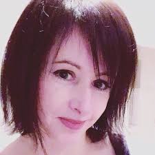 Claire Batt (@missbatt)