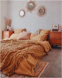 Even though this is an exciting, warm color alternative, it can be unforgiving if used incorrectly; 20 Best Burnt Orange And Brown Home Decor Ideas For 2021