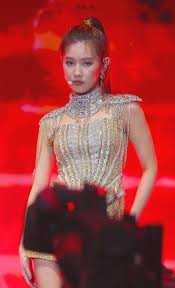 Bluemoon On Twitter Girl Performance Fashion