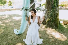 Misez sur des éléments qui rappellent la nature, comme les bottes de paille ! Idee Photobooth De Mariage Original Champetre Nos Coups De Coeur