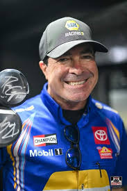 The Capps brothers are charging into the #USNats with Ron Capps gunning for  his third win, and Jon Capps Racing returning to his racing roots in  Nostalgia Funny Car! 👊 READ MORE: