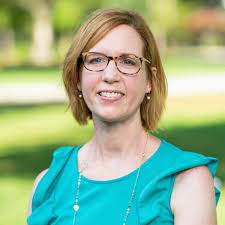 Laura Suggs's Instagram, Twitter & Facebook